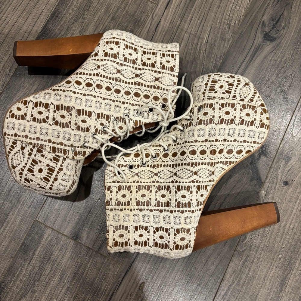 Jeffrey Campbell Lita
